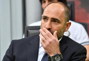 图多尔解释补时阶段争议换人，承认卡卢卢红牌令人失望但接受判罚