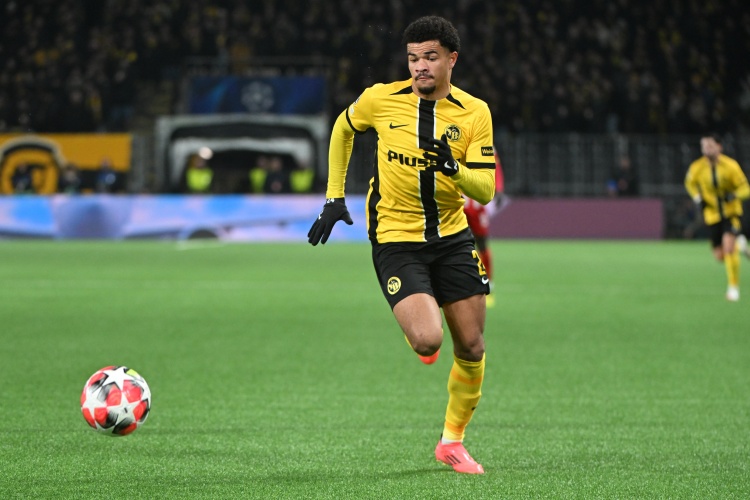 意媒：阿泰卡梅今日接受米兰体检 球员乘坐的飞机上午11点抵达