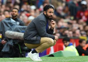 足球投注-邮报记者：阿莫林想成功就得解决球队心理脆弱的问题，曼联没血性