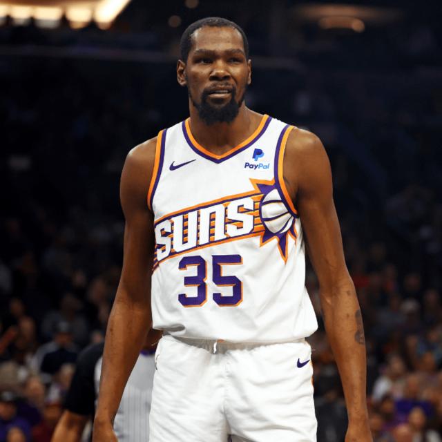 GOAT讨论凭啥不带我？KD背靠背轰40+ 跳投绝杀公牛