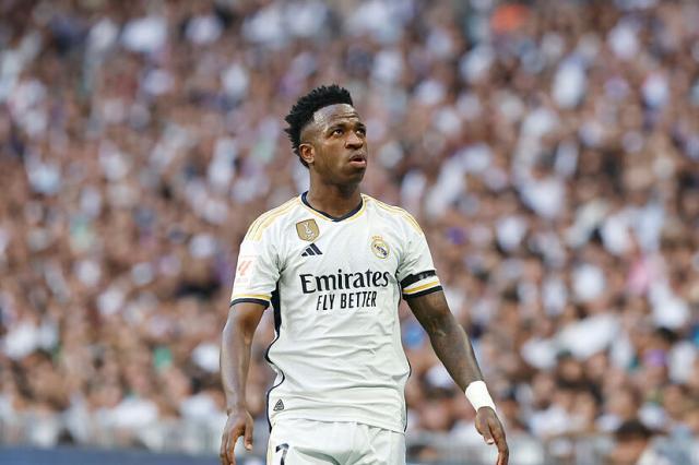 世界杯直播-皇马遭遇严重伤病潮：9人伤停，一线队仅剩14人能战