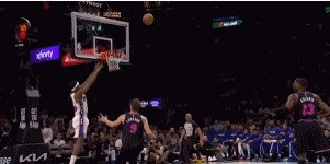 足球投注-仙人指路！乔治刚过半场送抛传 埃奇库姆一飞冲天空接暴扣