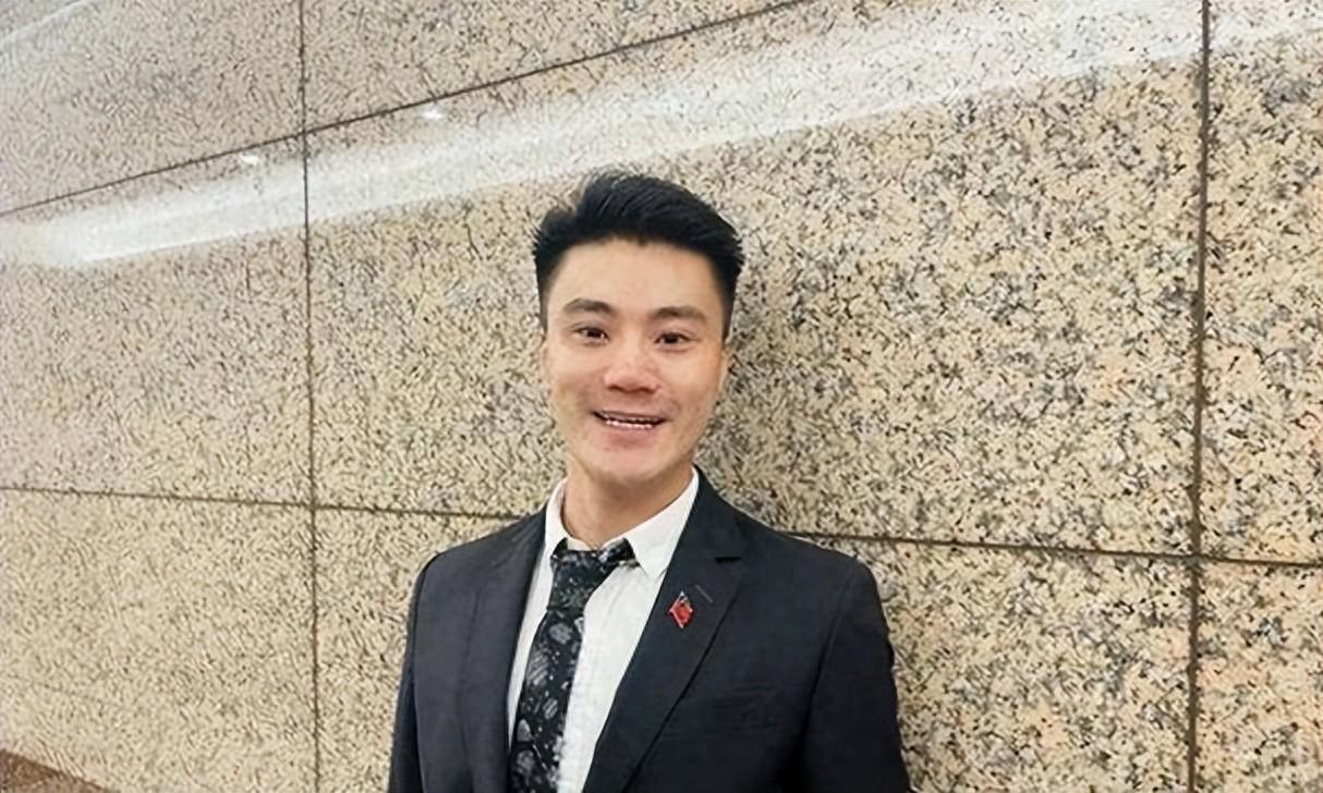 足球投注-国民党内讧，前高层冲闯党部斥责郑丽文：你不配当主席，是个卒子
